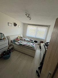 3e4766da-22a9-45e2-83d8-666f75c3940f.jpeg